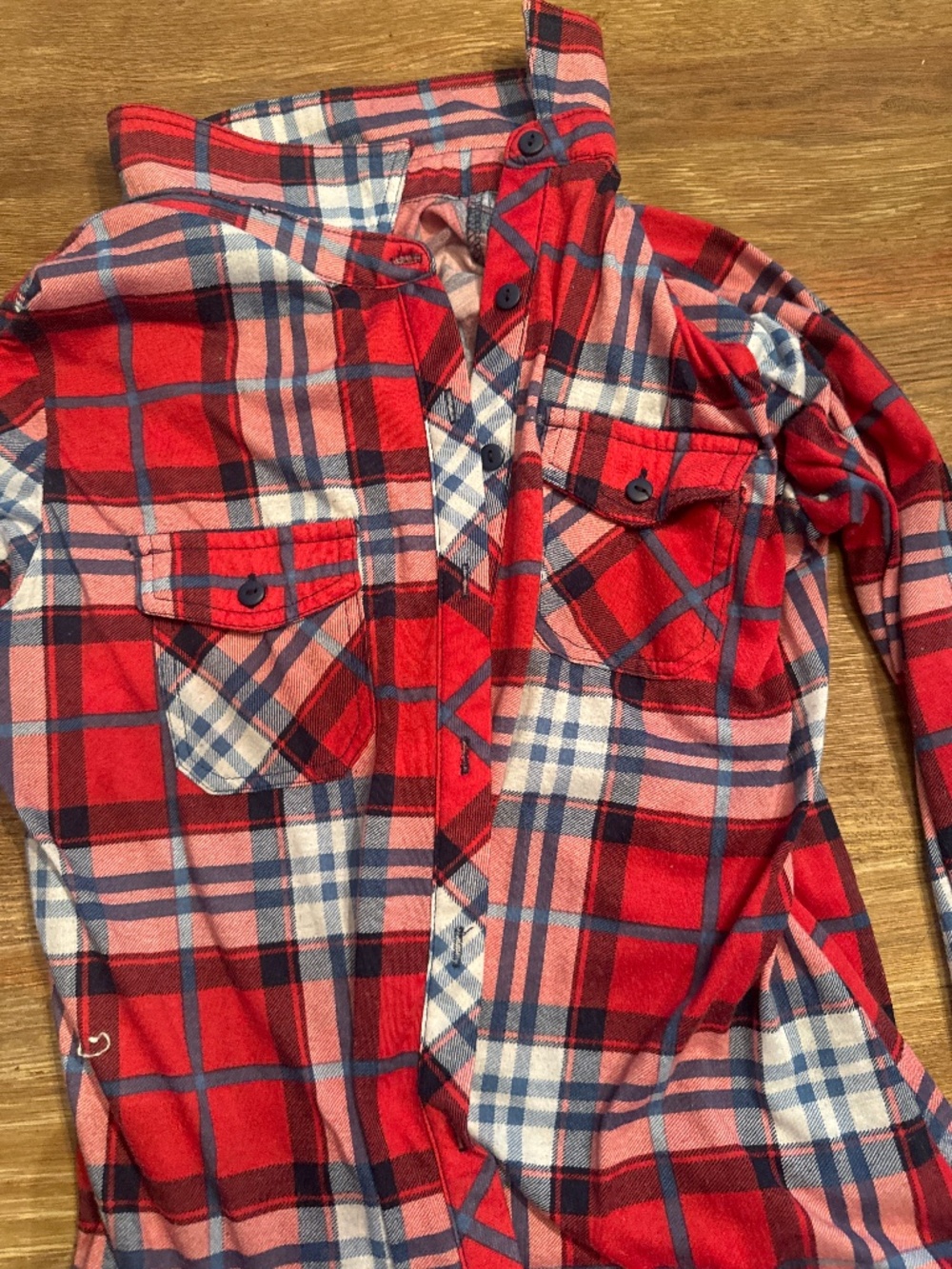 Girls long sleeve flannel pattern shirt